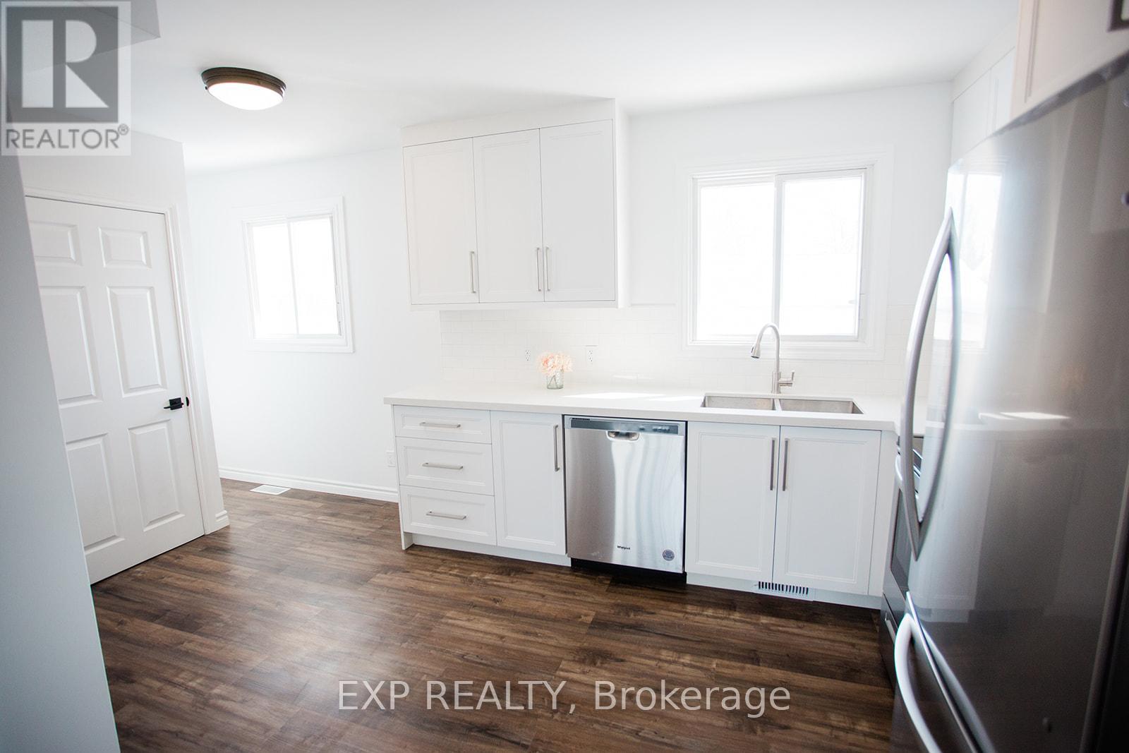 Main House Upper Unit - Kitchen & Laundry Door
