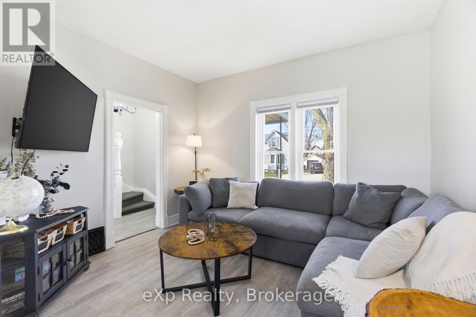 531 BRUNSWICK STREET — photo 5