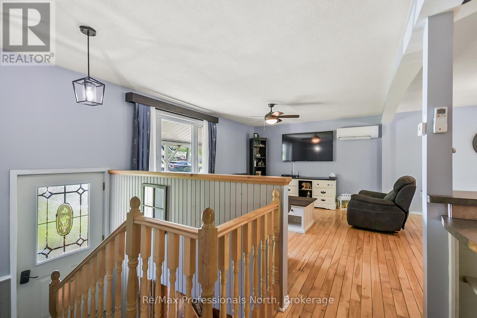 110 FRASER STREET - 4