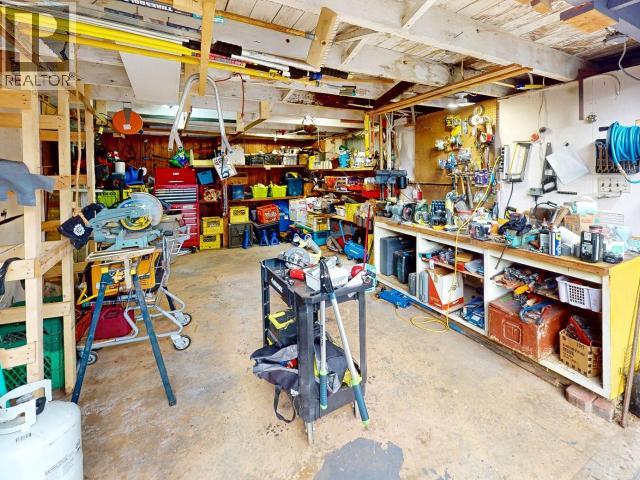 6771 DRAKE STREET, Powell River
