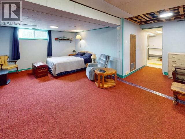 6771 DRAKE STREET, Powell River