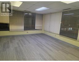 303 - 250 Sheppard Avenue E, Toronto, ON M2N6M9 Photo 10