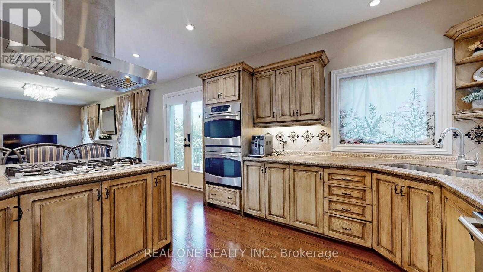 12 JARVIS AVENUE - 14