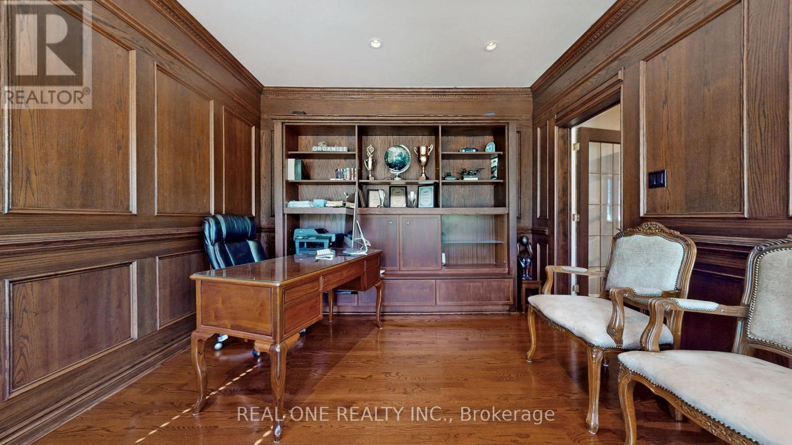 12 JARVIS AVENUE - 17