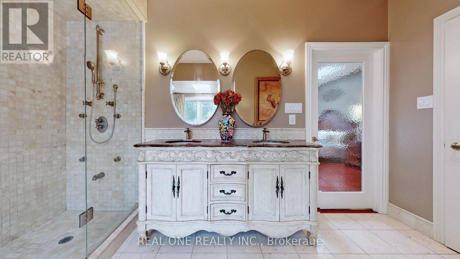 12 JARVIS AVENUE - 20