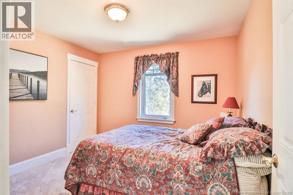 560 Lakeside Road — photo 30