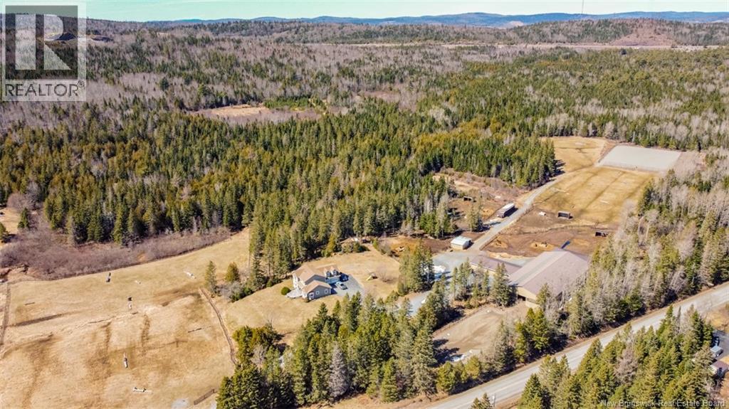 560 Lakeside Road — photo 40