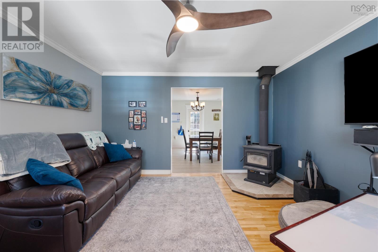 Property 19 of 50 of 1082 Meadowvale Road