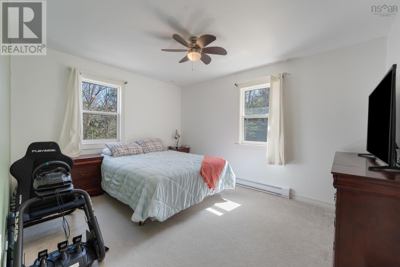 Property 23 of 50 of 1082 Meadowvale Road