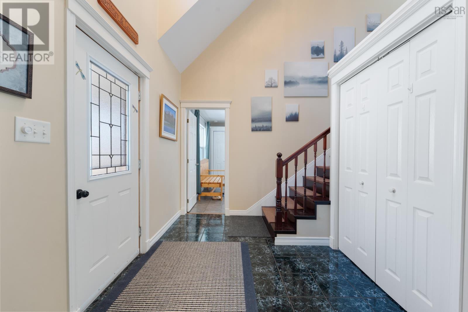 Property 8 of 50 of 1082 Meadowvale Road