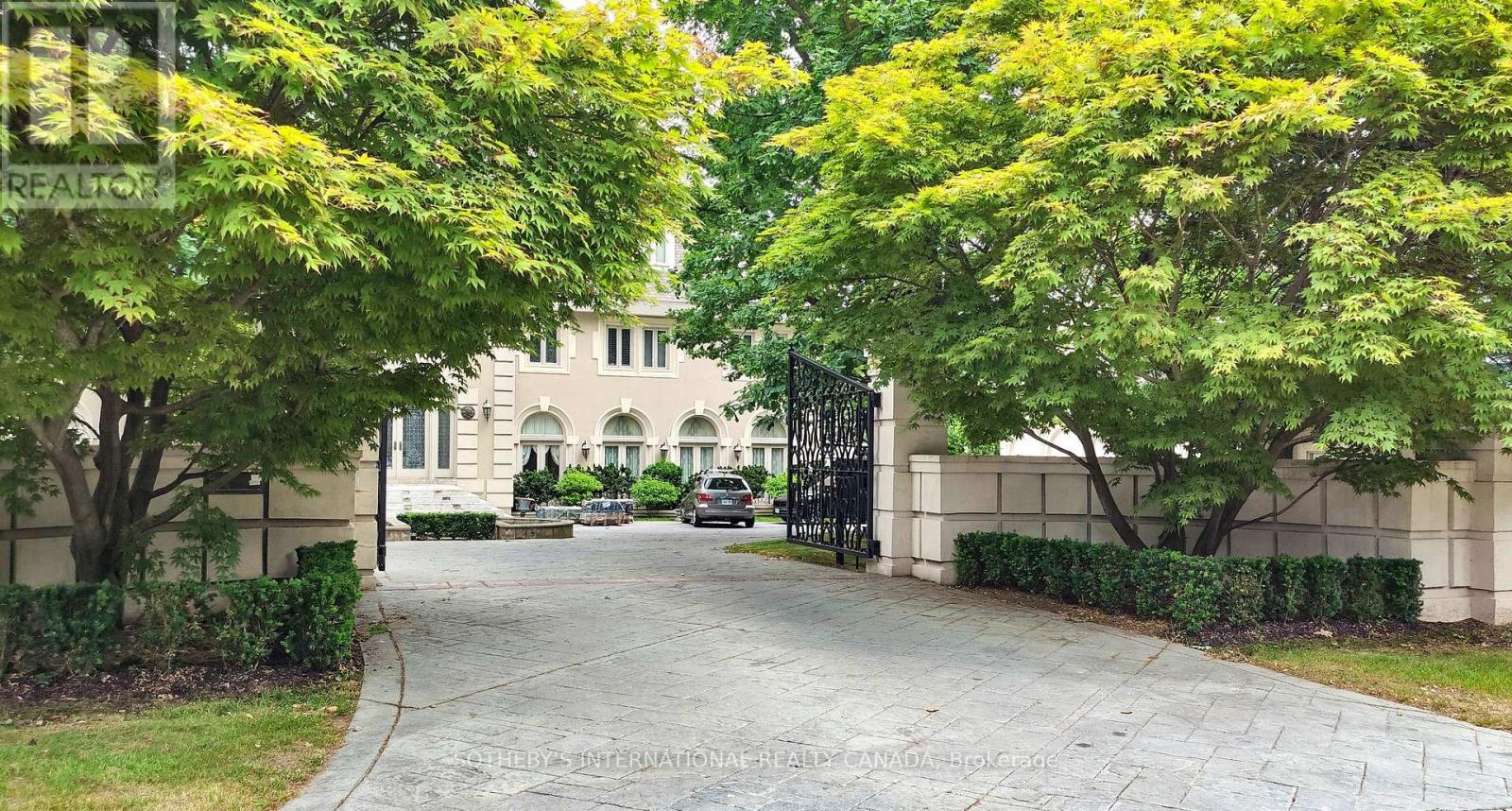 Listing photo of 52 POST ROAD