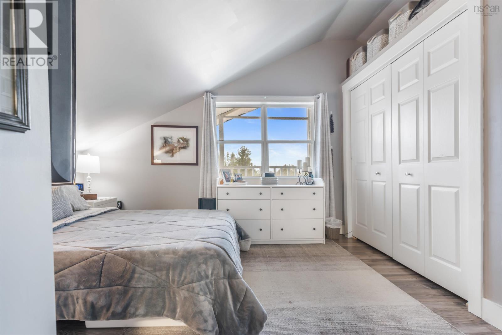 Property 29 of 49 of 1311 Glenmore Road