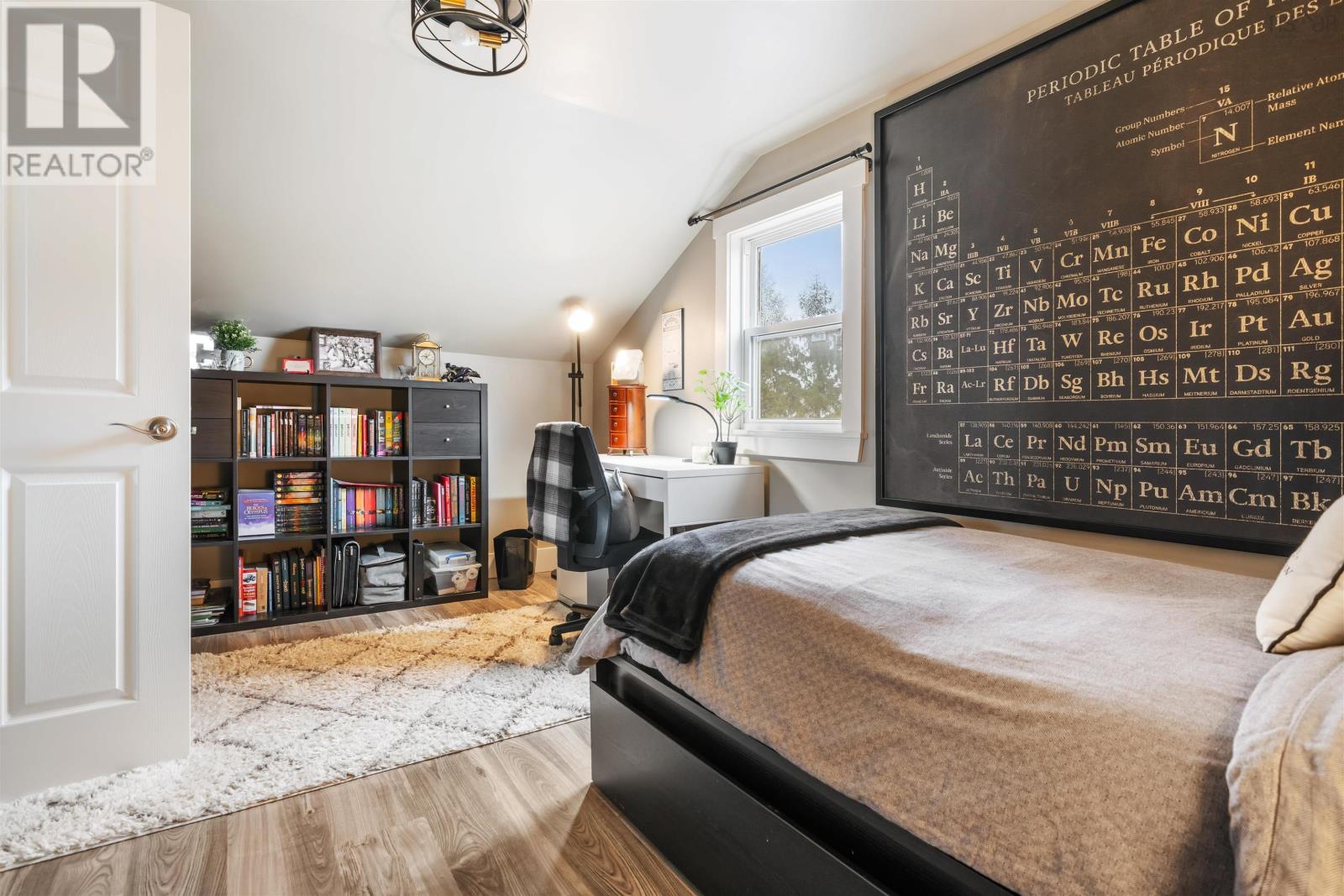 Property 33 of 49 of 1311 Glenmore Road