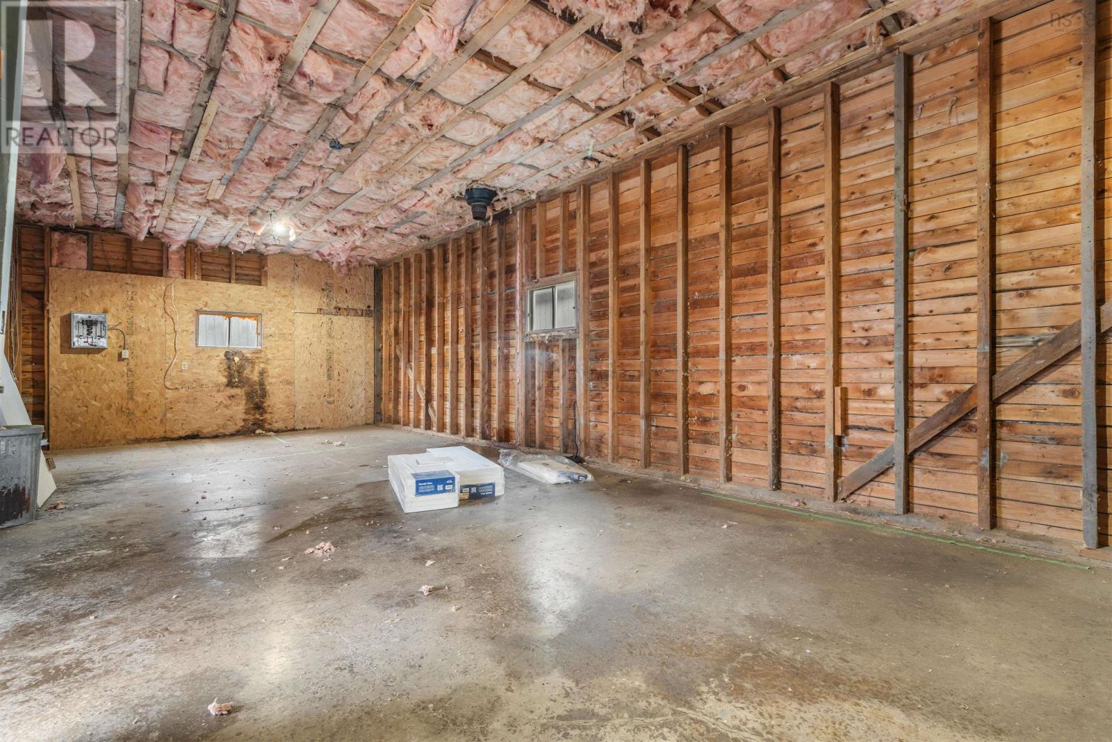 Property 47 of 49 of 1311 Glenmore Road