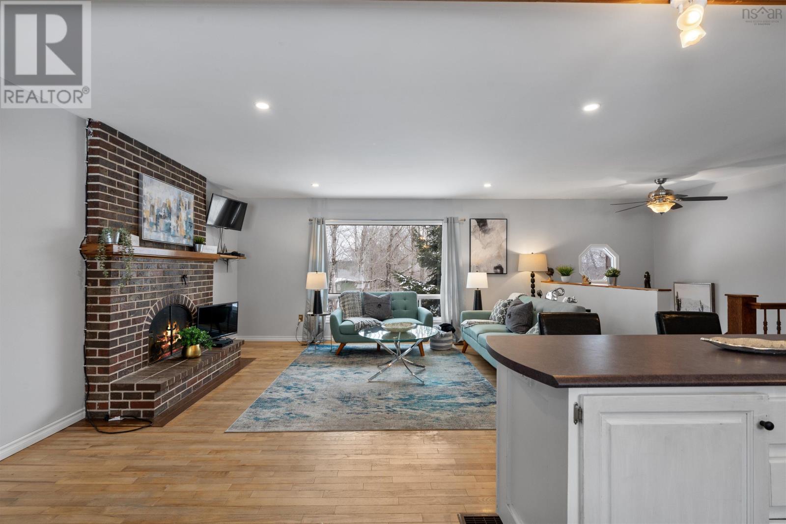 Property 14 of 34 of 86 Theresa Court