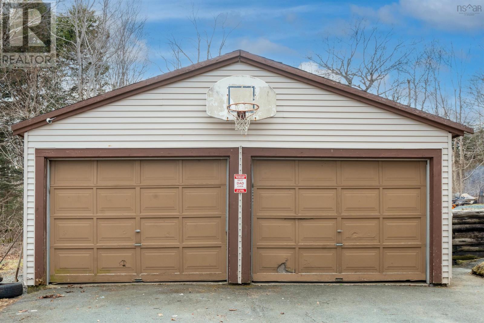 Property 7 of 34 of 86 Theresa Court