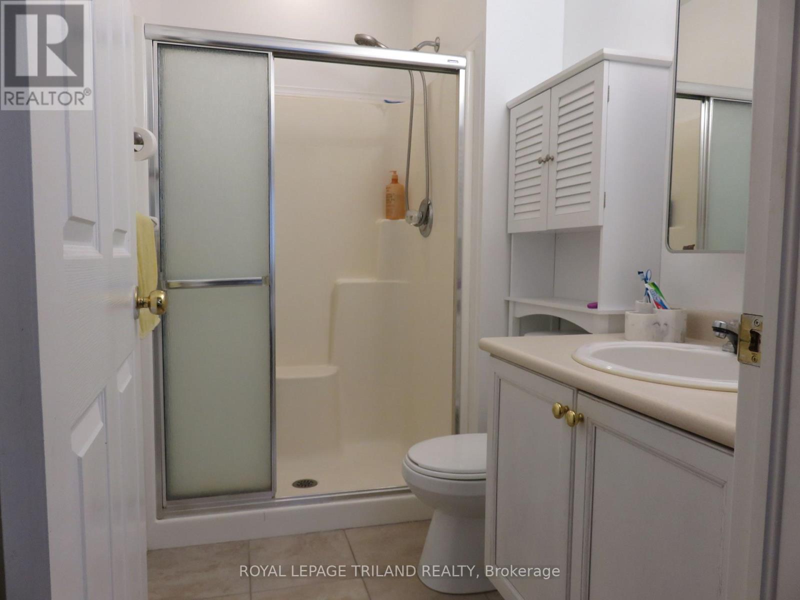 #25 505 PROUDFOOT LANE - 21
