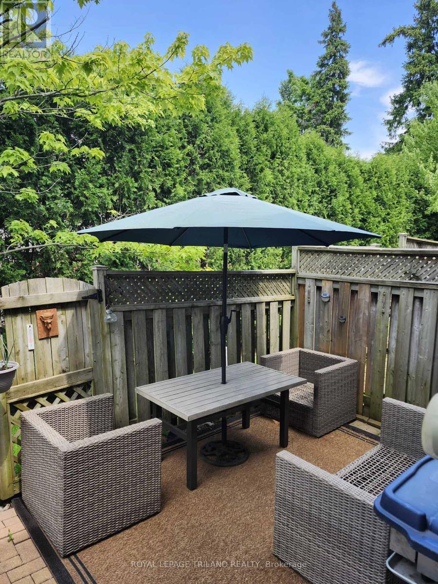 #25 505 PROUDFOOT LANE - 27