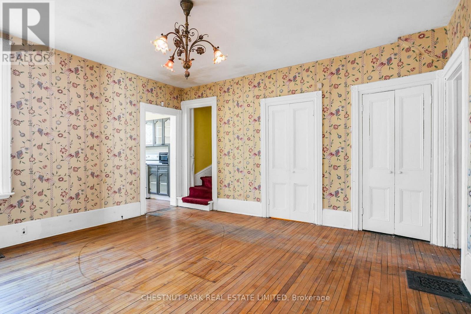 108 AMELIA STREET - 21