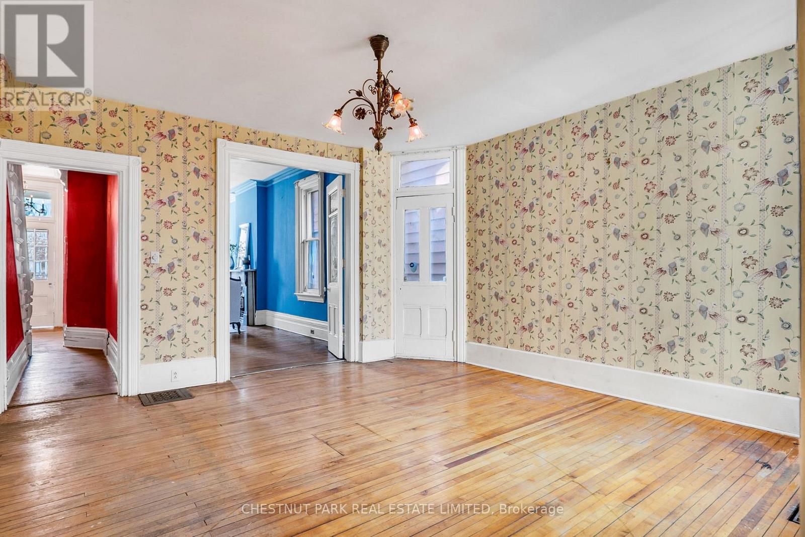 108 AMELIA STREET - 23