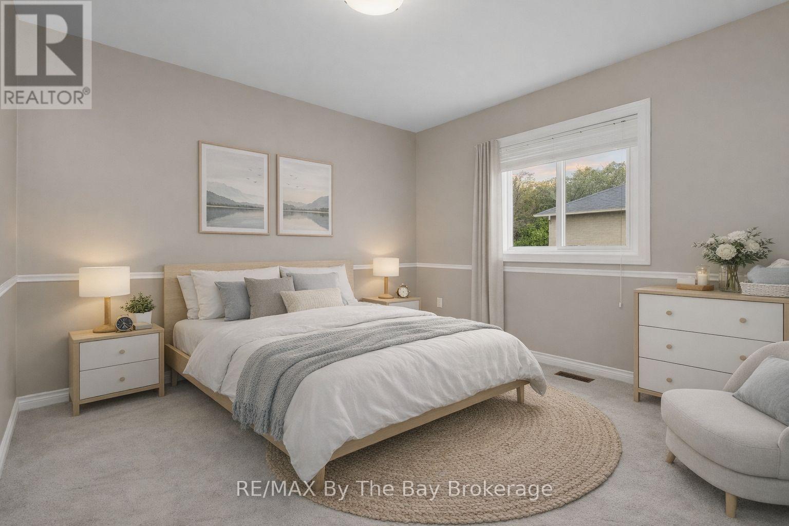 70 FAIRWAY CRESCENT - 27
