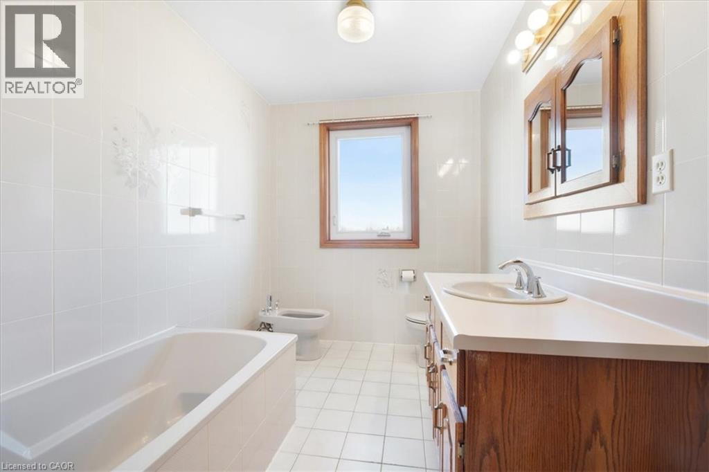 18 MARCEL Place - 24