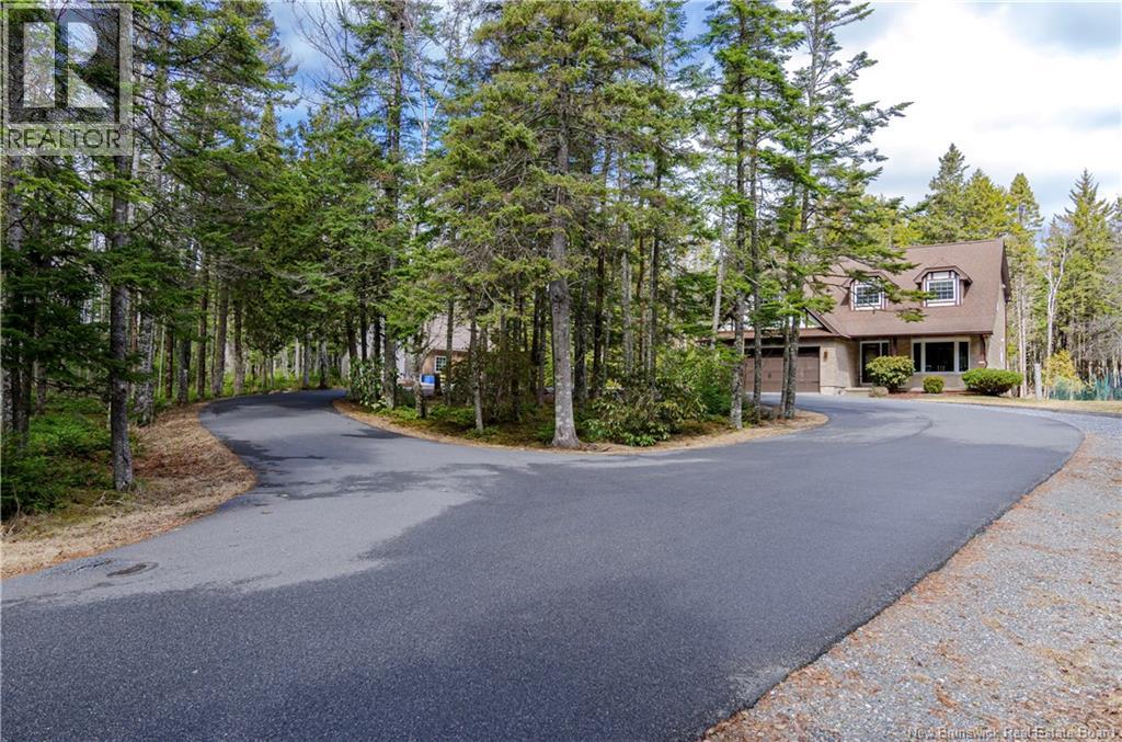 31 Sheila Avenue - Image 2