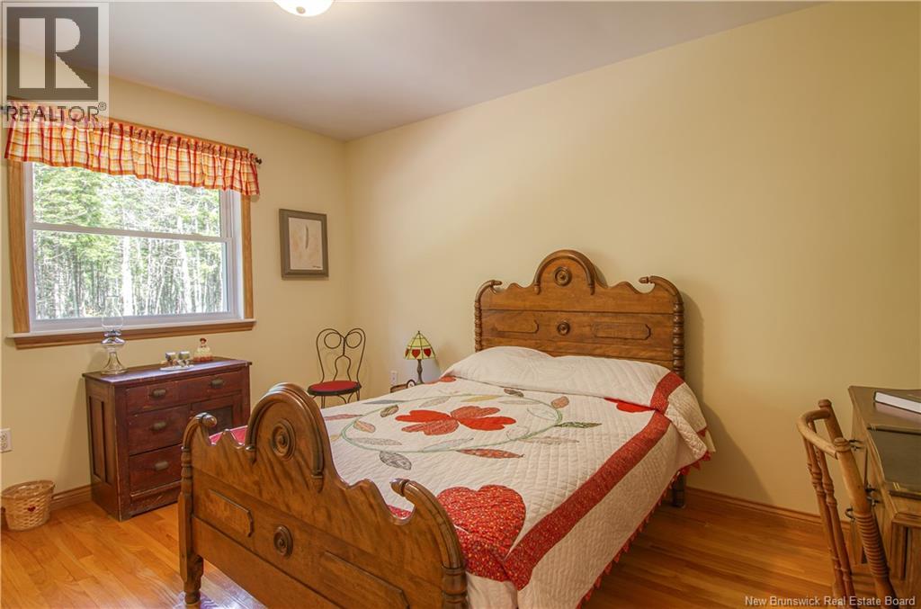 31 Sheila Avenue - 26