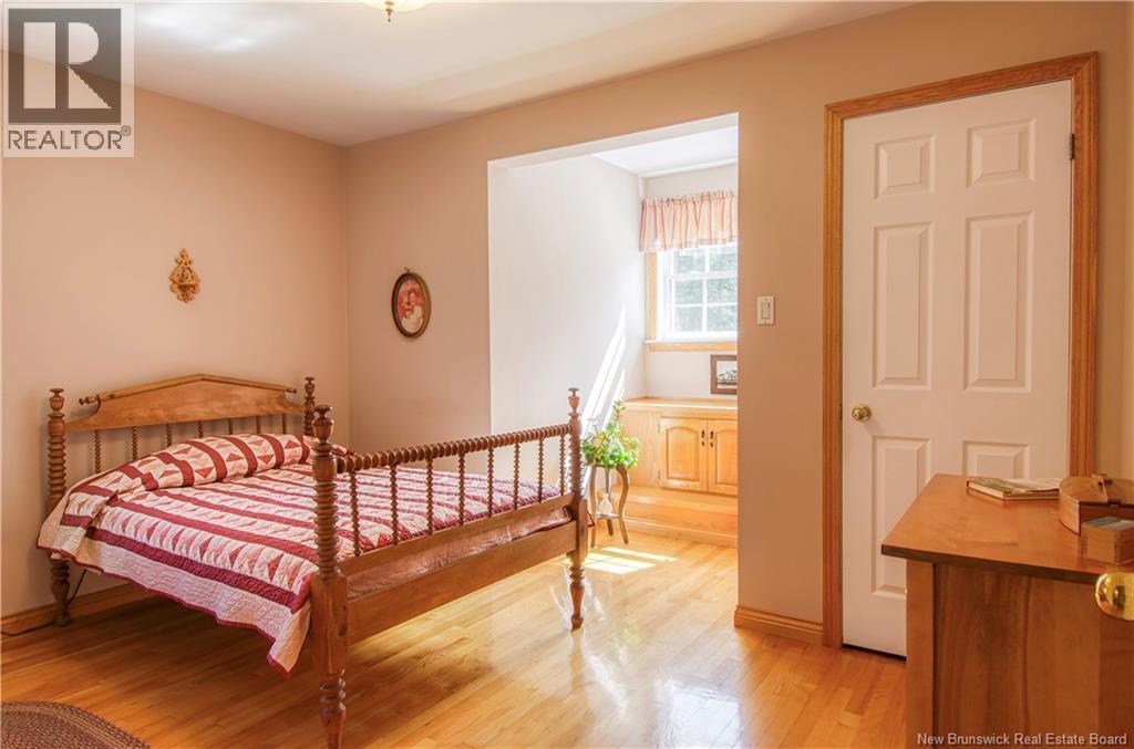 31 Sheila Avenue - 27