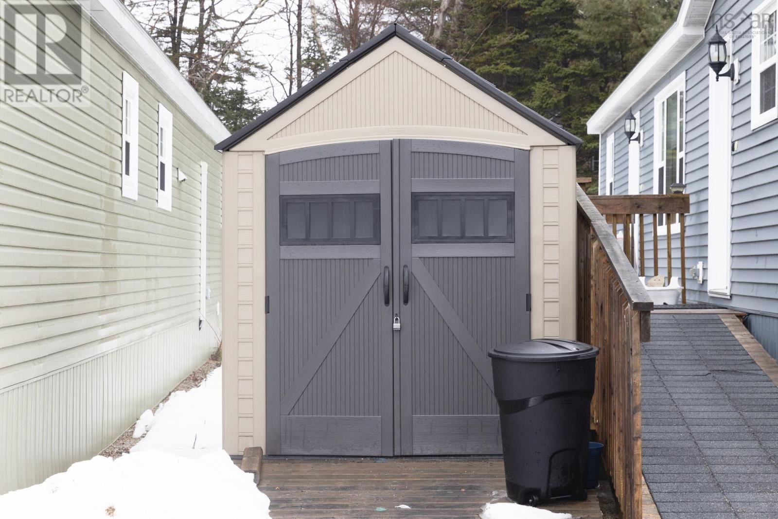 Property 22 of 26 of 5 Sea Glass Drive