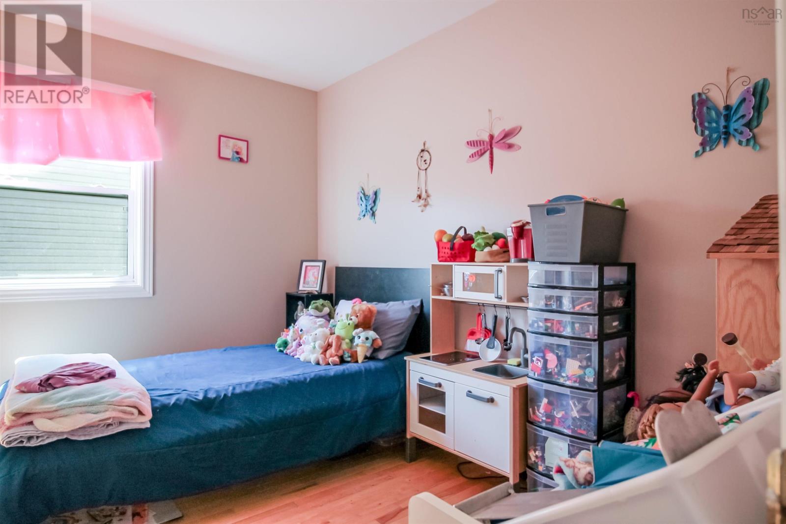 Property 14 of 25 of 1014 Sackville Drive