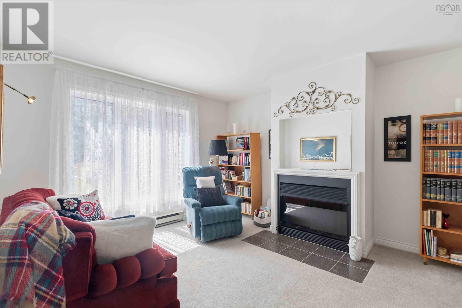 Property 2 of 33 of 40 Attenborough Court