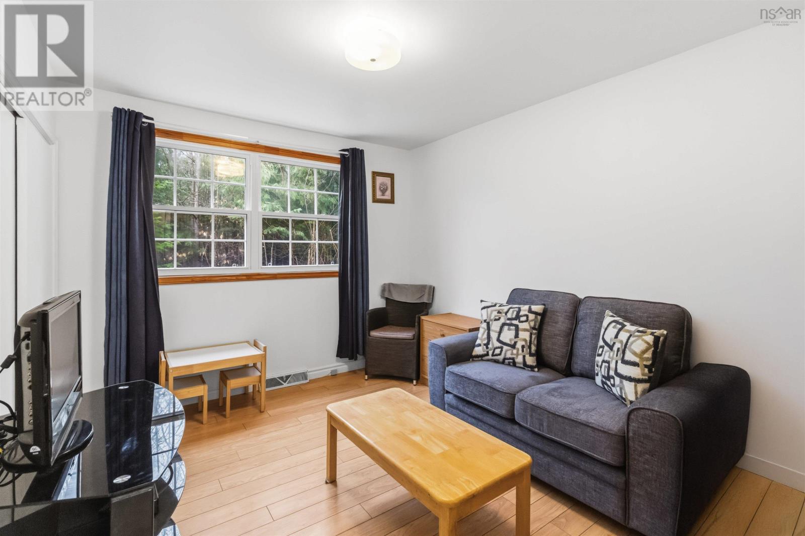 Property 22 of 42 of 98 Ponderosa Drive