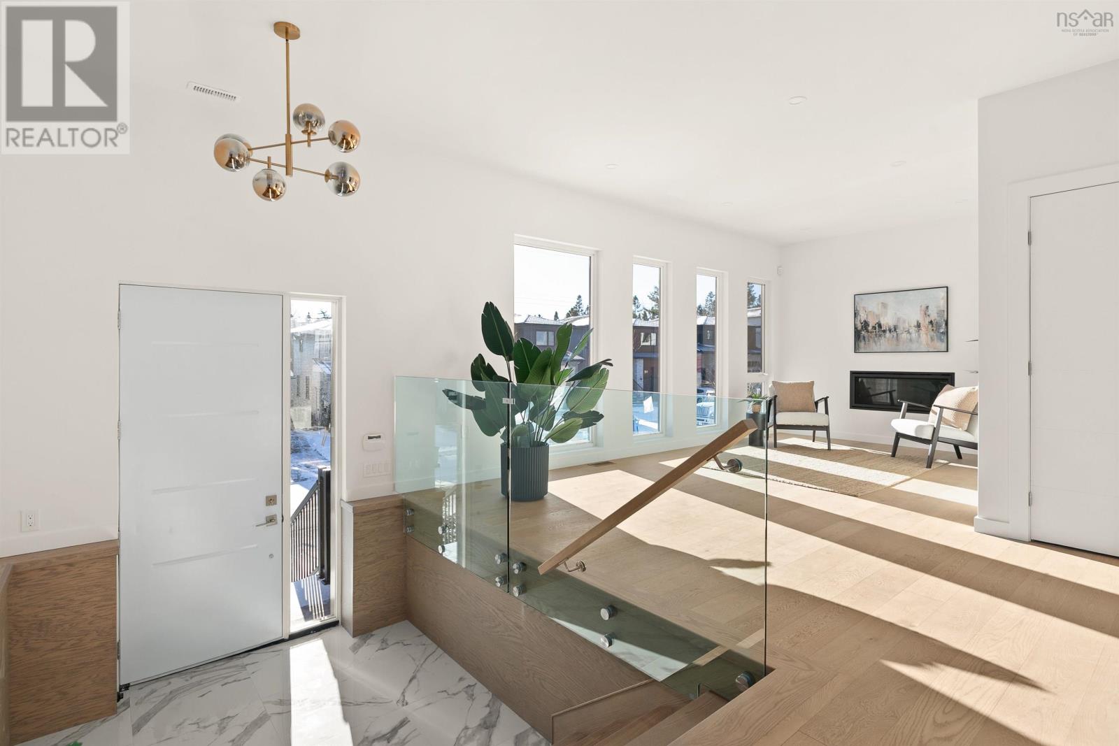 Property 3 of 49 of 112 Samaa Court