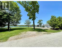 329 Crystal Bay Drive, Amherstburg, ON N9V4A7 Photo 6