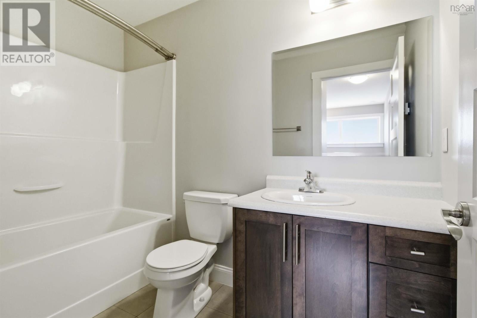 Property 25 of 41 of 218 Darlington Drive