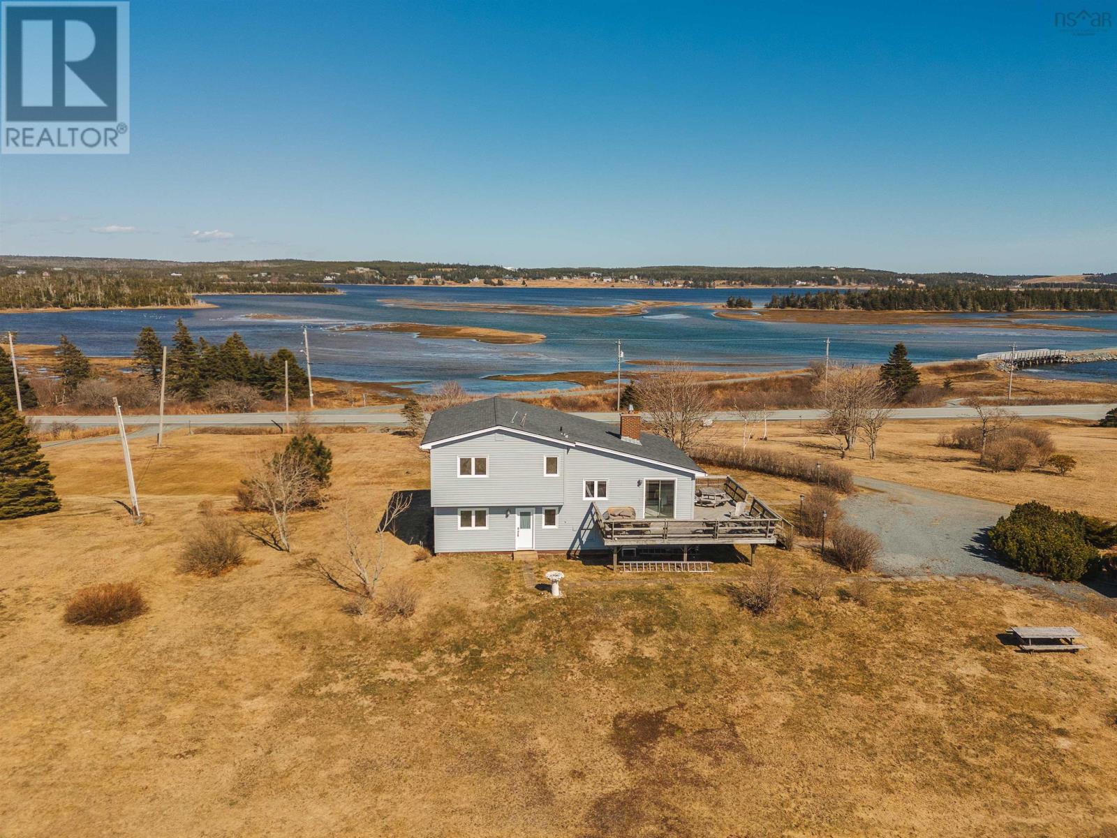3930 Lawrencetown Road — photo 31