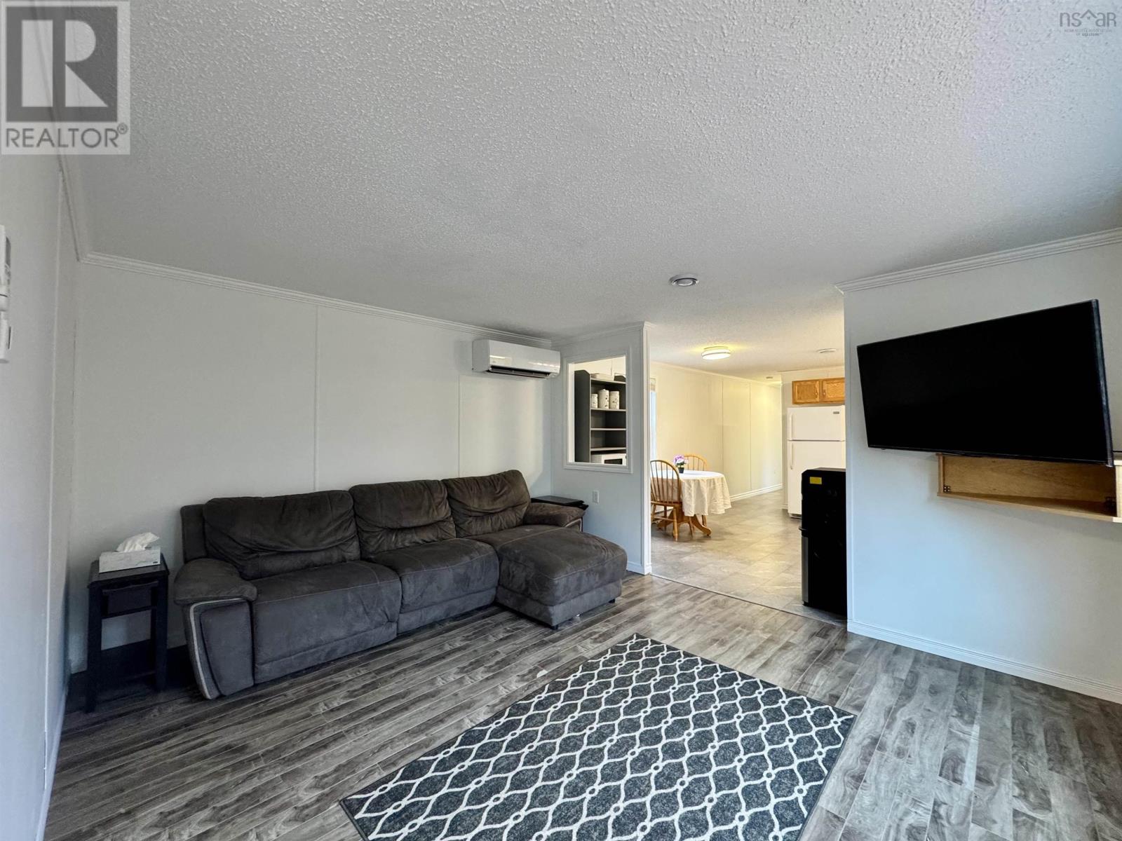 Property 11 of 38 of 14 Shirley Avenue