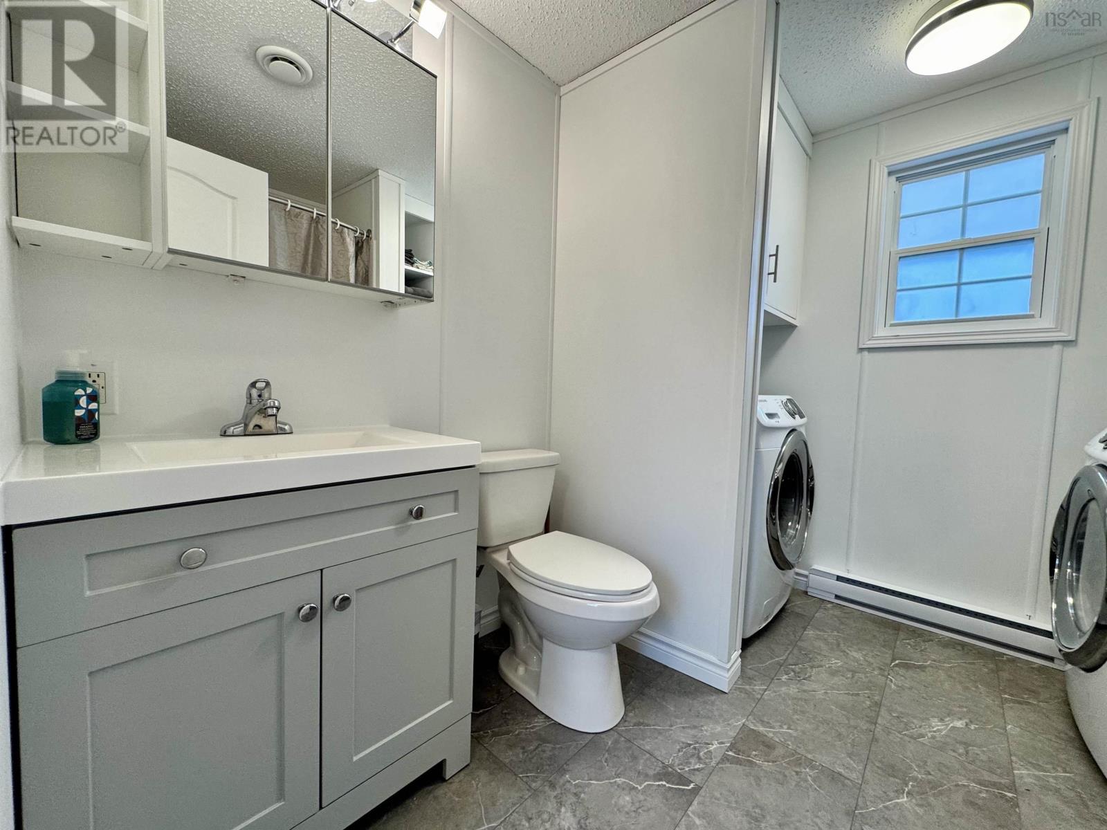 Property 14 of 38 of 14 Shirley Avenue