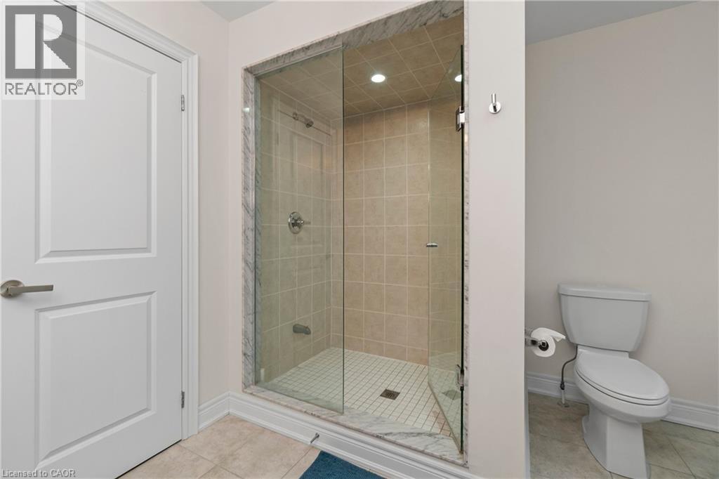 4 MACBEAN Crescent - 25