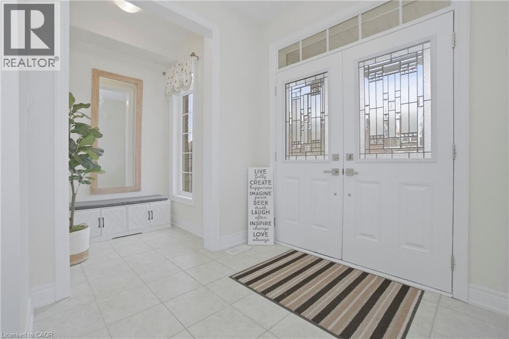 4 MACBEAN Crescent - 5