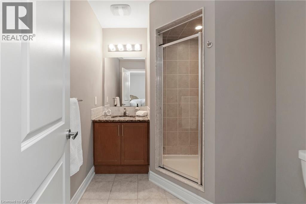 4 MACBEAN Crescent - 33