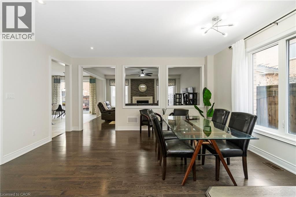 4 MACBEAN Crescent - 7