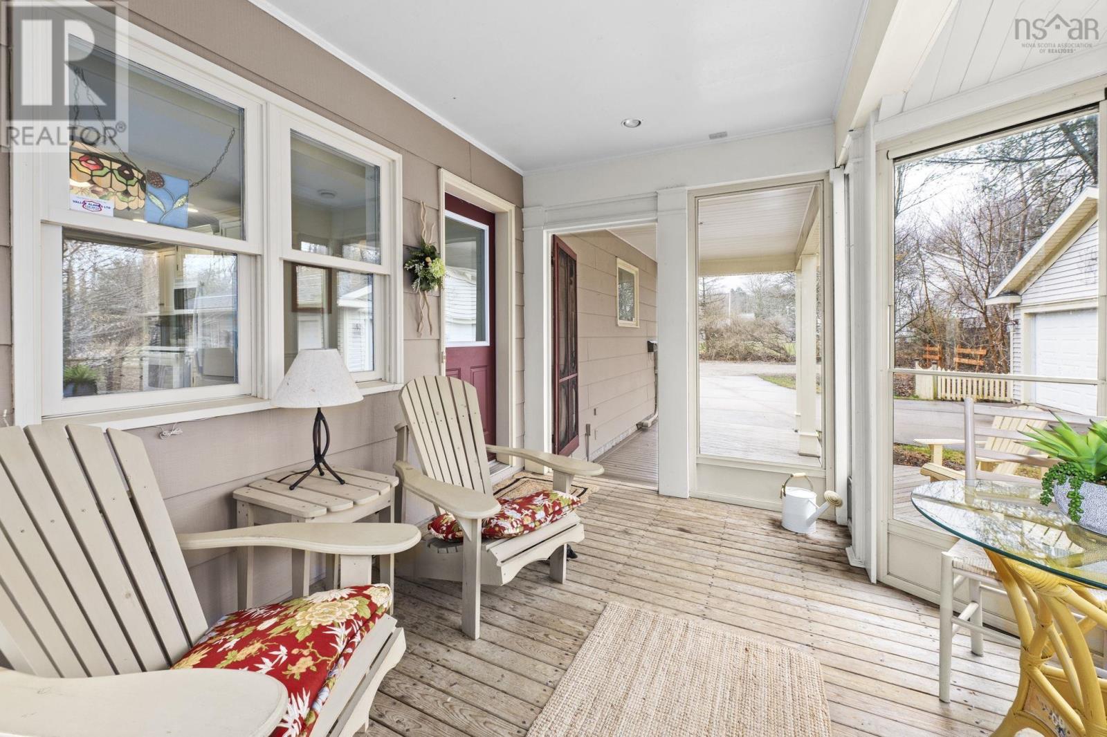 Property 11 of 51 of 75 Duncan Avenue