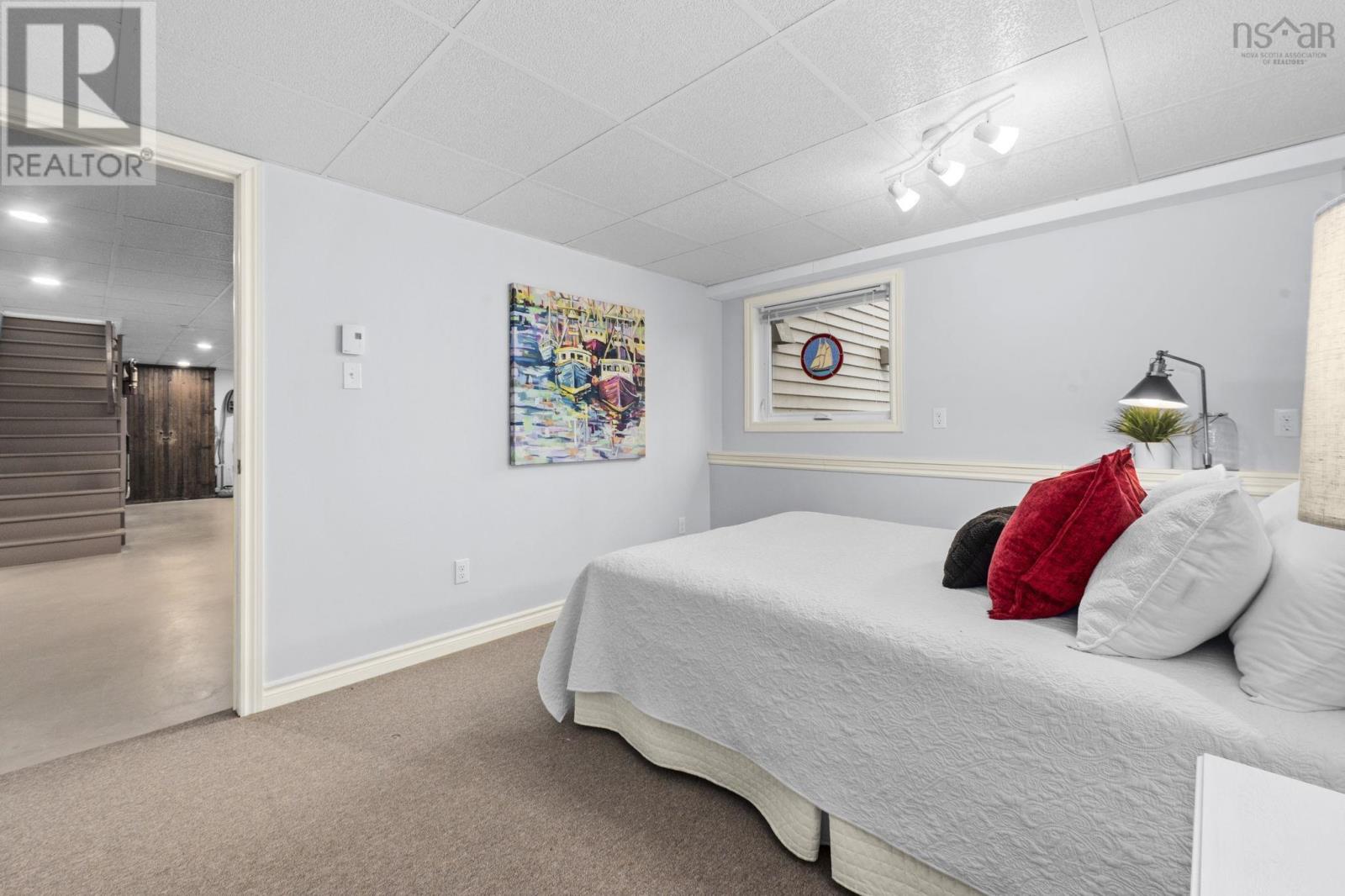 Property 36 of 51 of 75 Duncan Avenue