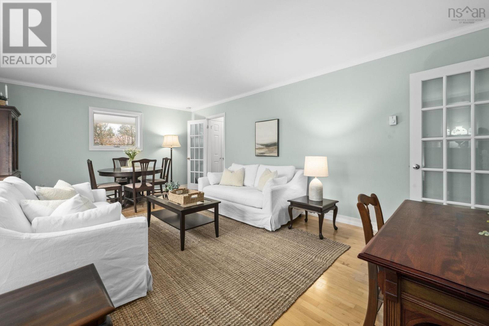 Property 5 of 51 of 75 Duncan Avenue