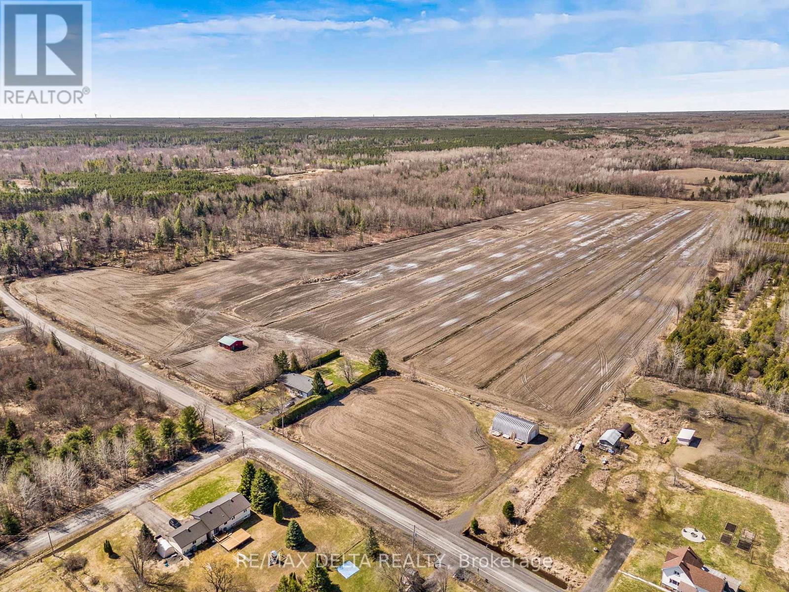 68 acre parcel located corner of St Felix Rd.