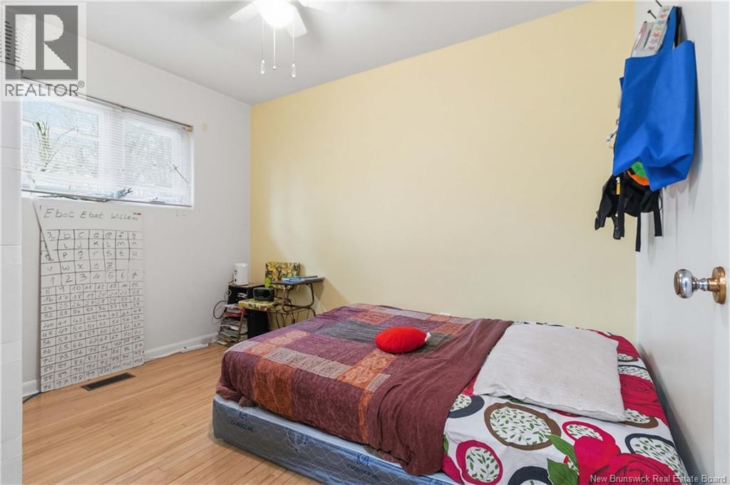 17 Bissett Avenue - 15