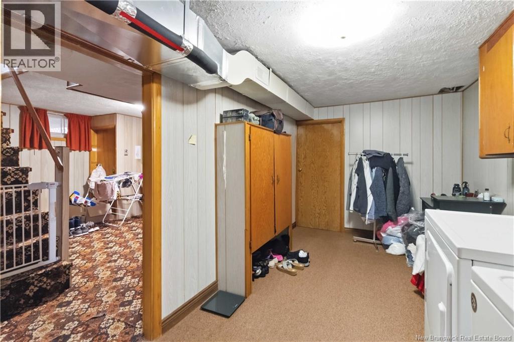 17 Bissett Avenue - 22