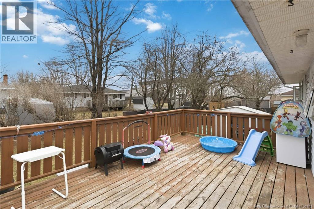 17 Bissett Avenue - 26